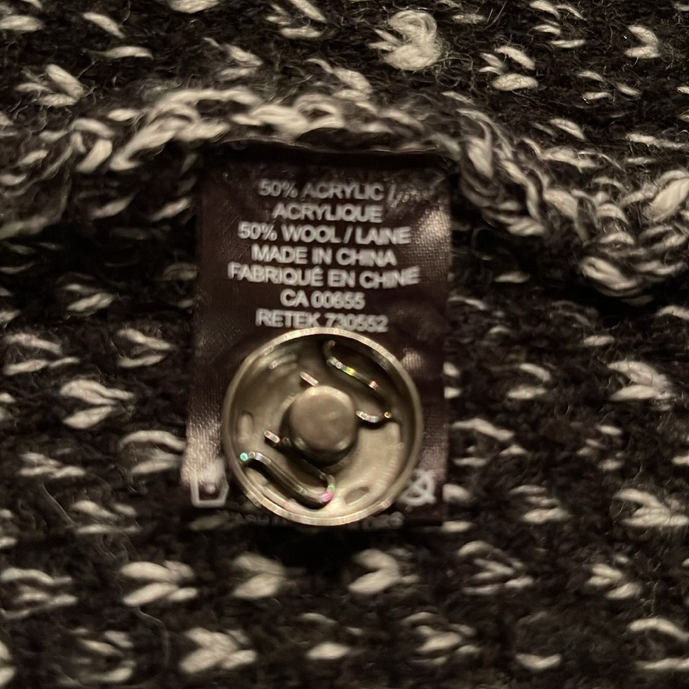 RW&CO. Zip Up Wool Blend Jacket/Cardigan. Size Small - Picture 10 of 11